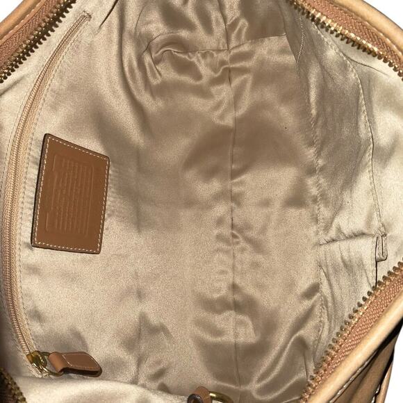 VINTAGE COACH ERGO TAN LEATHER FRONT POCKET HALF MOON SHOULDER BAG - Picture 9 of 16